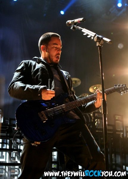 theywillrockyoudotcom > Linkin Park - Projekt RevolutionAugust 24, 2007Tweeter Center - Mansfield, MAPhotos by:  Mary Ouellette photo